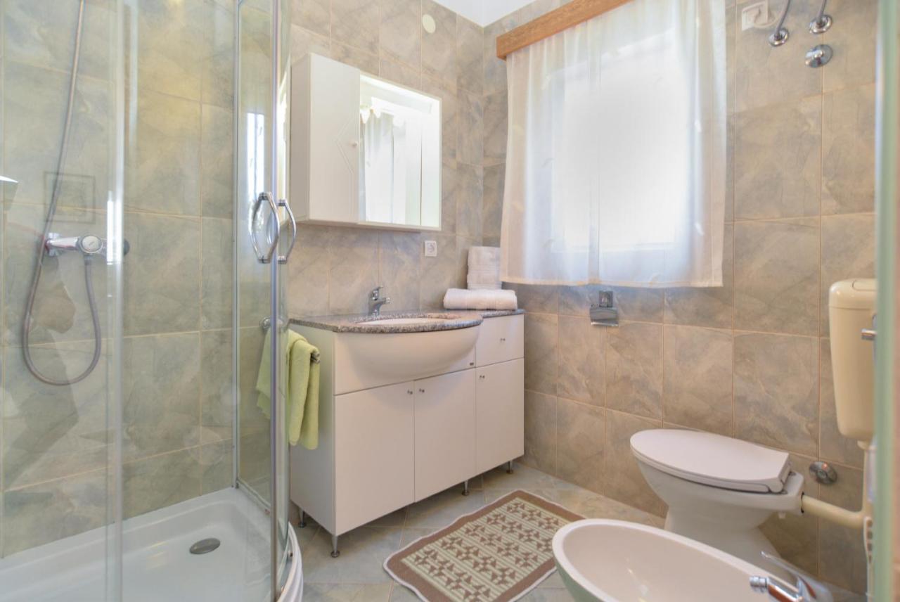 Apartments Vrcevan 811 Медулин Экстерьер фото
